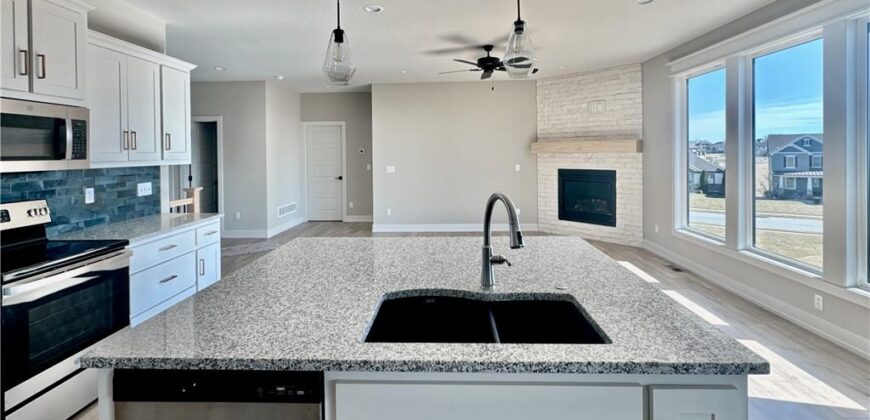 12935 N Champanel Way, Platte City, MO 64079
