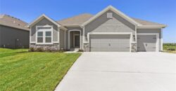 11420 N Auburndale Circle, Kansas City, MO 64157