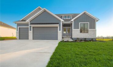 2341 Fishing Lane, Kearney, MO 64060