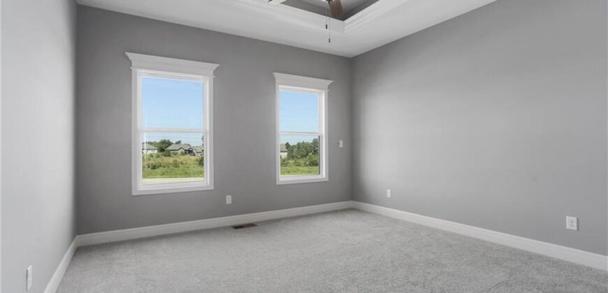 11457 N Auburndale Circle, Kansas City, MO 64157