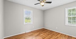 8212 NE 51st Street, Kansas City, MO 64119