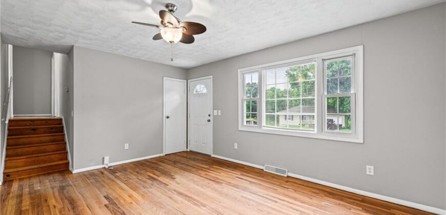 8212 NE 51st Street, Kansas City, MO 64119