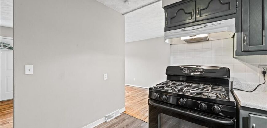 8212 NE 51st Street, Kansas City, MO 64119