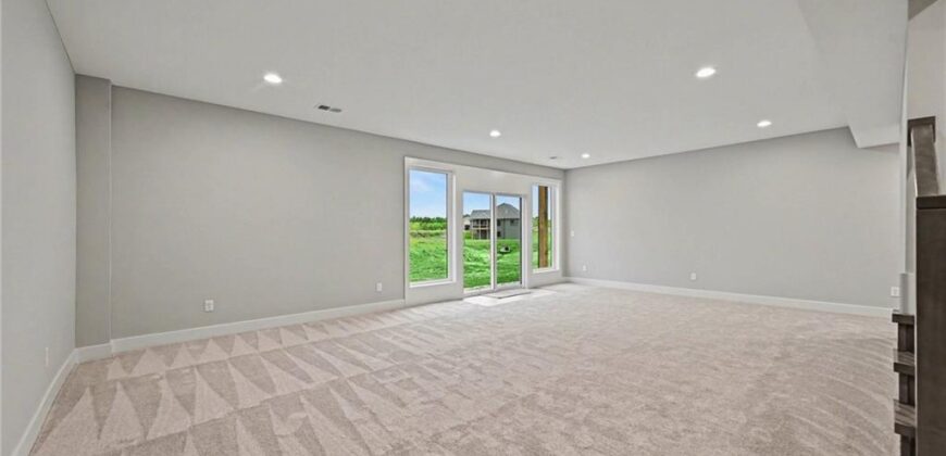 696 Salem Road, Lawson, MO 64062