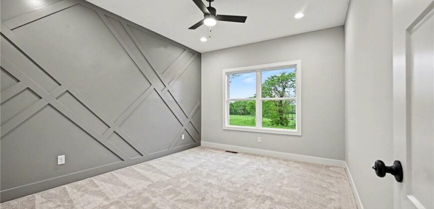 696 Salem Road, Lawson, MO 64062