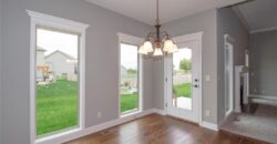 8911 N Monroe Avenue, Kansas City, MO 64156