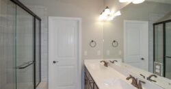 8911 N Monroe Avenue, Kansas City, MO 64156