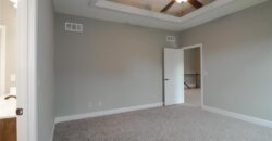 8911 N Monroe Avenue, Kansas City, MO 64156