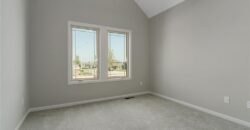 9014 N Monroe Avenue, Kansas City, MO 64156