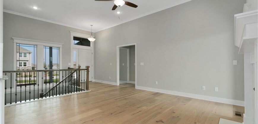 9014 N Monroe Avenue, Kansas City, MO 64156