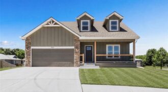2021 Riverstone Drive, Excelsior Springs, MO 64024