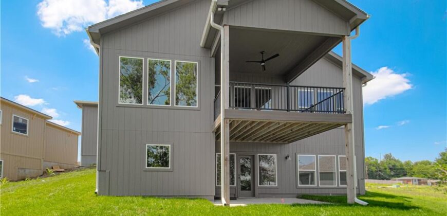 4935 NW Martin Street, Riverside, MO 64150