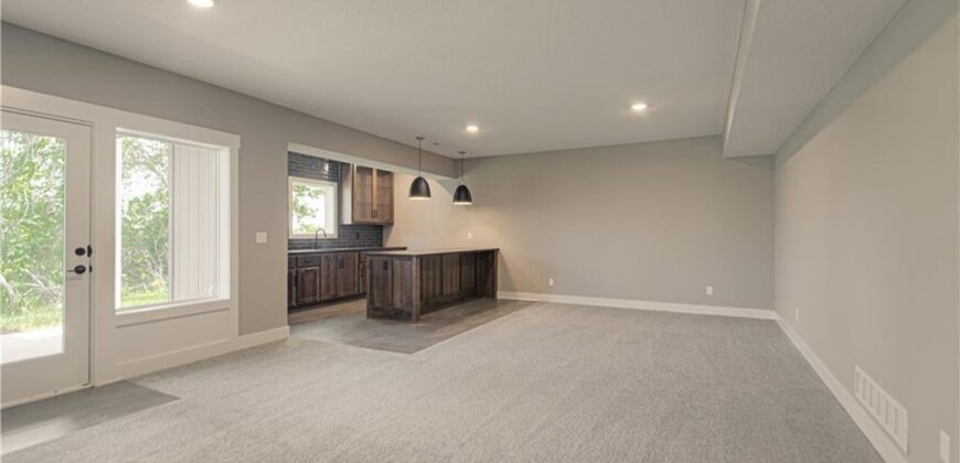 4935 NW Martin Street, Riverside, MO 64150