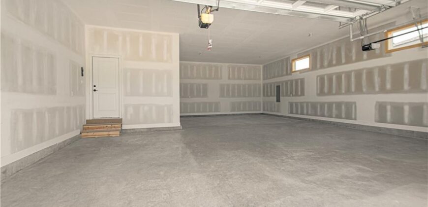 4935 NW Martin Street, Riverside, MO 64150