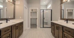 4935 NW Martin Street, Riverside, MO 64150