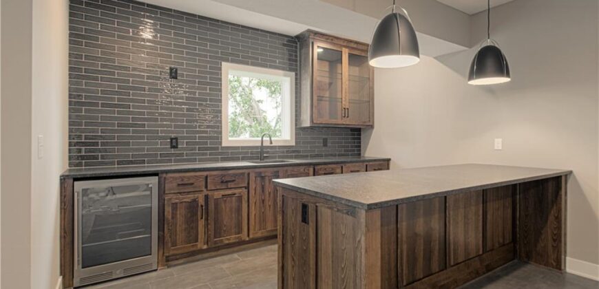 4935 NW Martin Street, Riverside, MO 64150