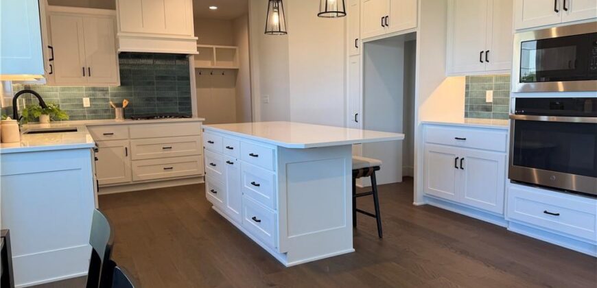 13602 NE 114th Place, Kearney, MO 64060