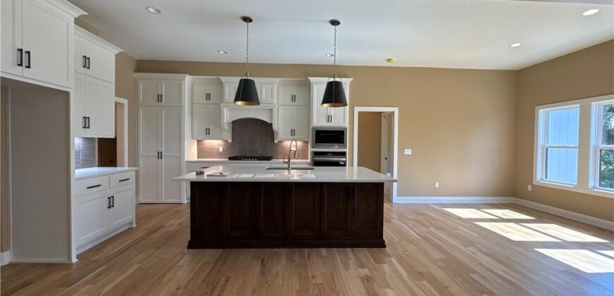4815 NW Martin Street, Riverside, MO 64150