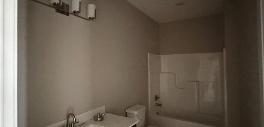 2121 Greenfield Point, Kearney, MO 64060