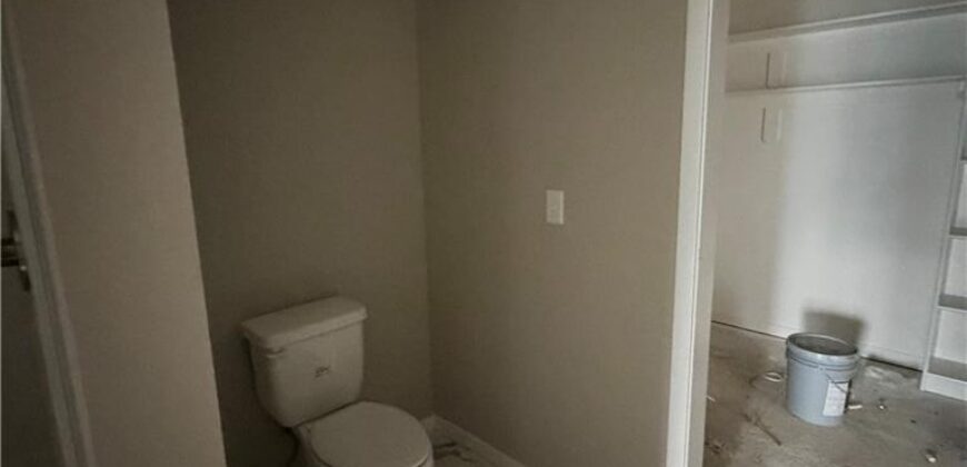 2121 Greenfield Point, Kearney, MO 64060