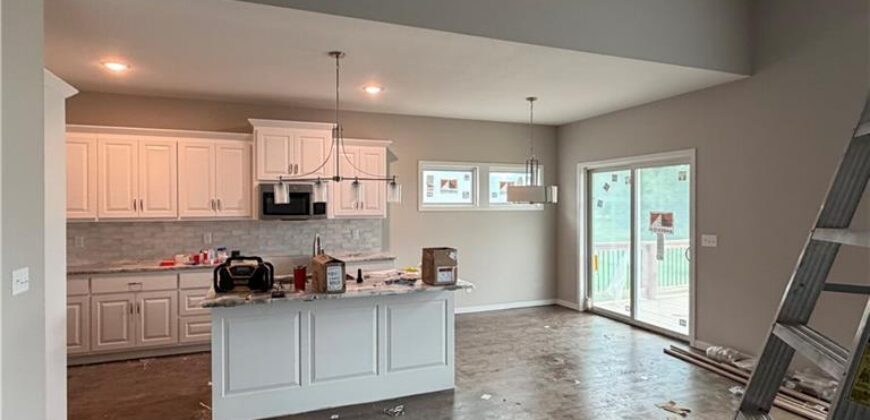 2121 Greenfield Point, Kearney, MO 64060