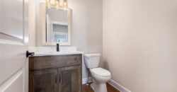 10101 N Oakland Avenue, Kansas City, MO 64157