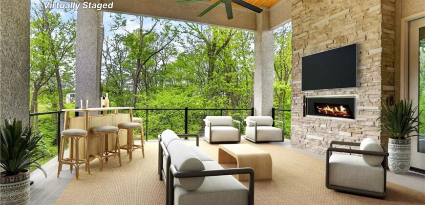 7260 NW Pampas Lane, Parkville, MO 64152