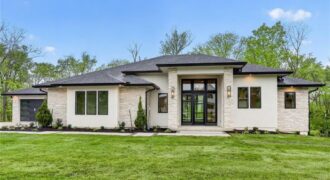 7260 NW Pampas Lane, Parkville, MO 64152