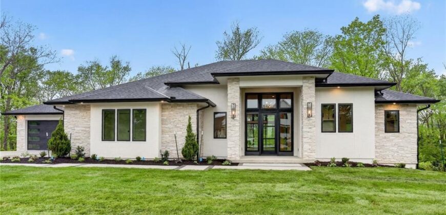 7260 NW Pampas Lane, Parkville, MO 64152