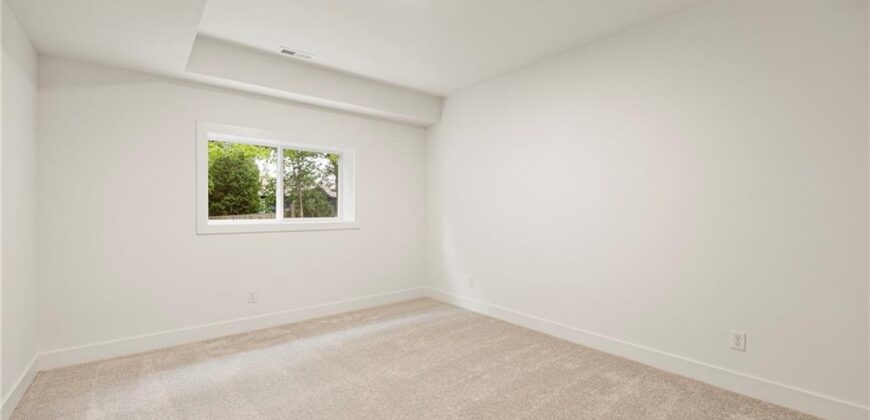 4214 NW 77th Terrace, Kansas City, MO 64151