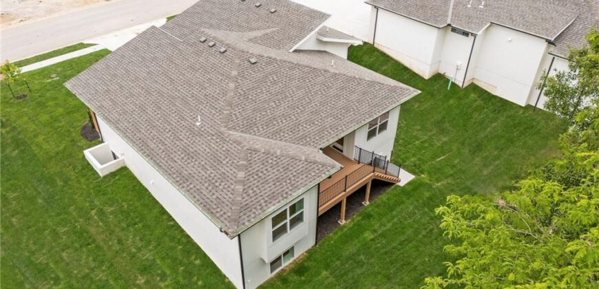 4214 NW 77th Terrace, Kansas City, MO 64151