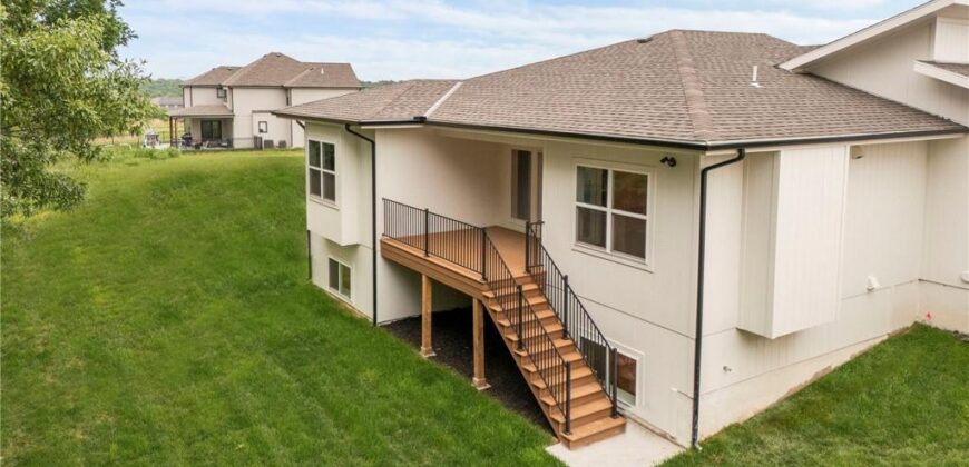 4214 NW 77th Terrace, Kansas City, MO 64151