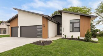 4214 NW 77th Terrace, Kansas City, MO 64151