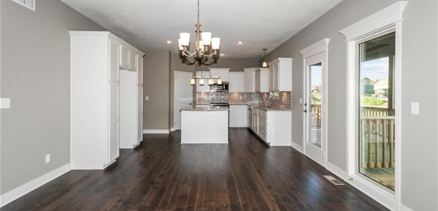 8894 N Monroe Avenue, Kansas City, MO 64156