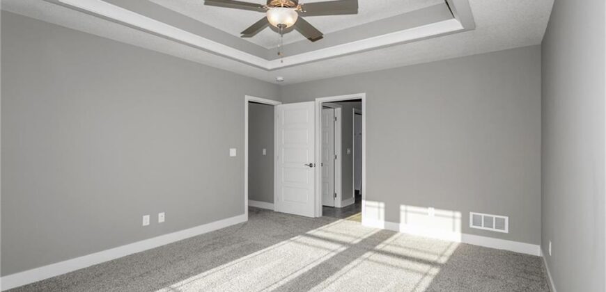 8894 N Monroe Avenue, Kansas City, MO 64156