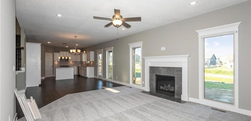8894 N Monroe Avenue, Kansas City, MO 64156
