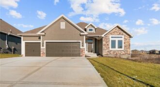 7012 NE 102nd Court, Kansas City, MO 64156