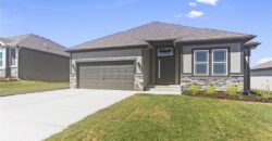 11464 N Auburndale Circle, Kansas City, MO 64157