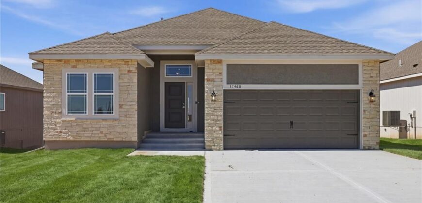 11460 N Auburndale Circle, Kansas City, MO 64157