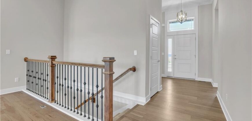 11460 N Auburndale Circle, Kansas City, MO 64157