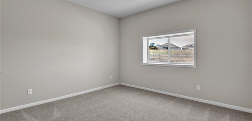 11460 N Auburndale Circle, Kansas City, MO 64157