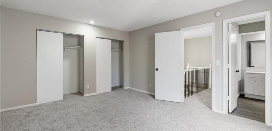 8240 NW Birch Lane, Kansas City, MO 64151