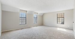 8240 NW Birch Lane, Kansas City, MO 64151