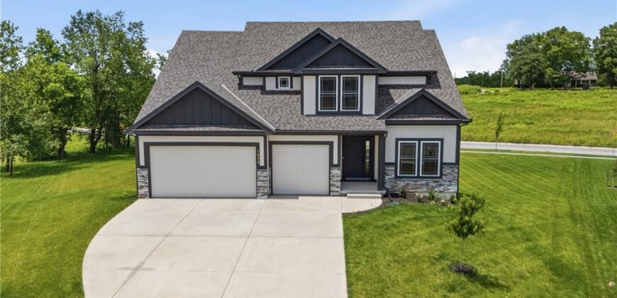 1972 Longview Drive, Liberty, MO 64068