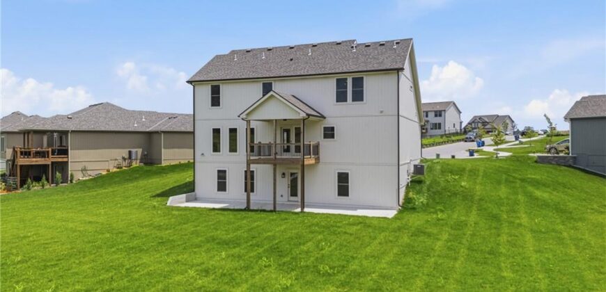 1972 Longview Drive, Liberty, MO 64068