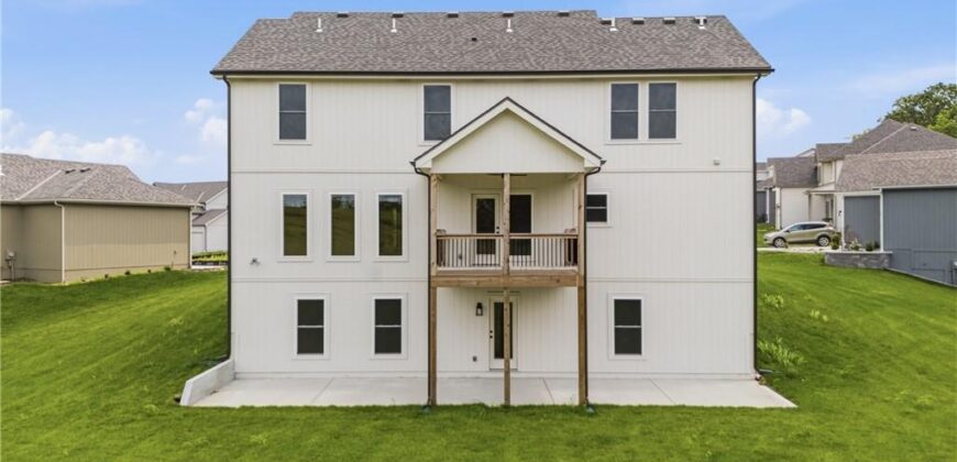 1972 Longview Drive, Liberty, MO 64068