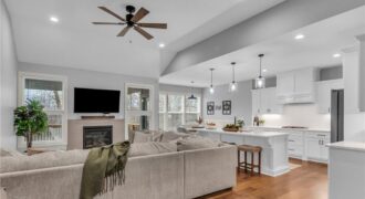 628 NW 110th Street, Kansas City, MO 64155