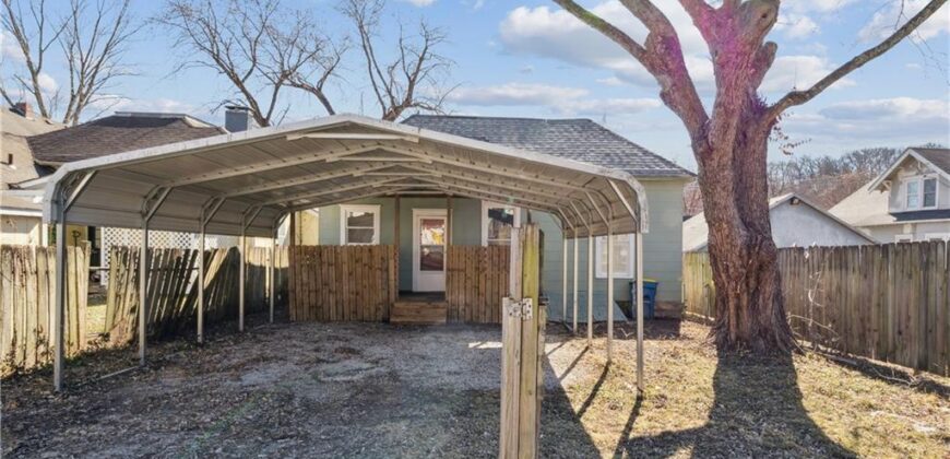 426 Benton Avenue, Excelsior Springs, MO 64024