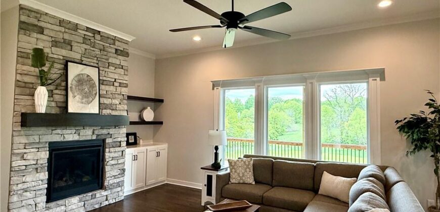 1059 Fir Lane, Liberty, MO 64068