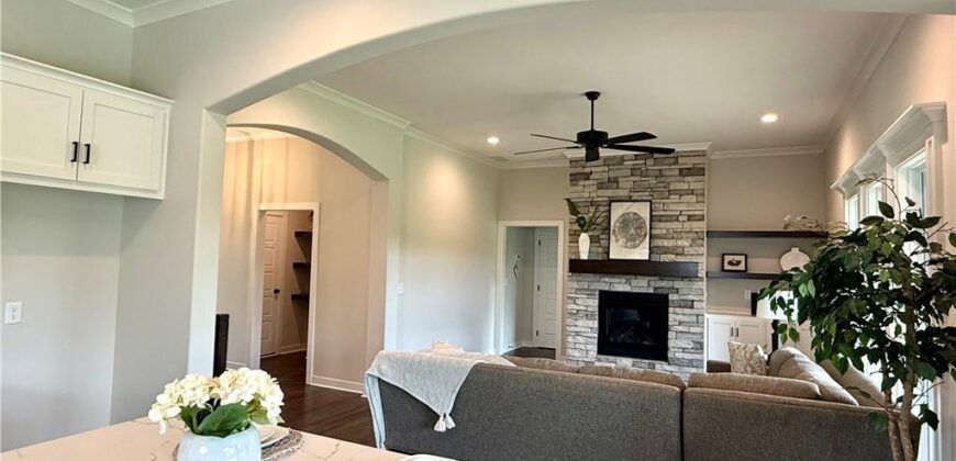 1059 Fir Lane, Liberty, MO 64068